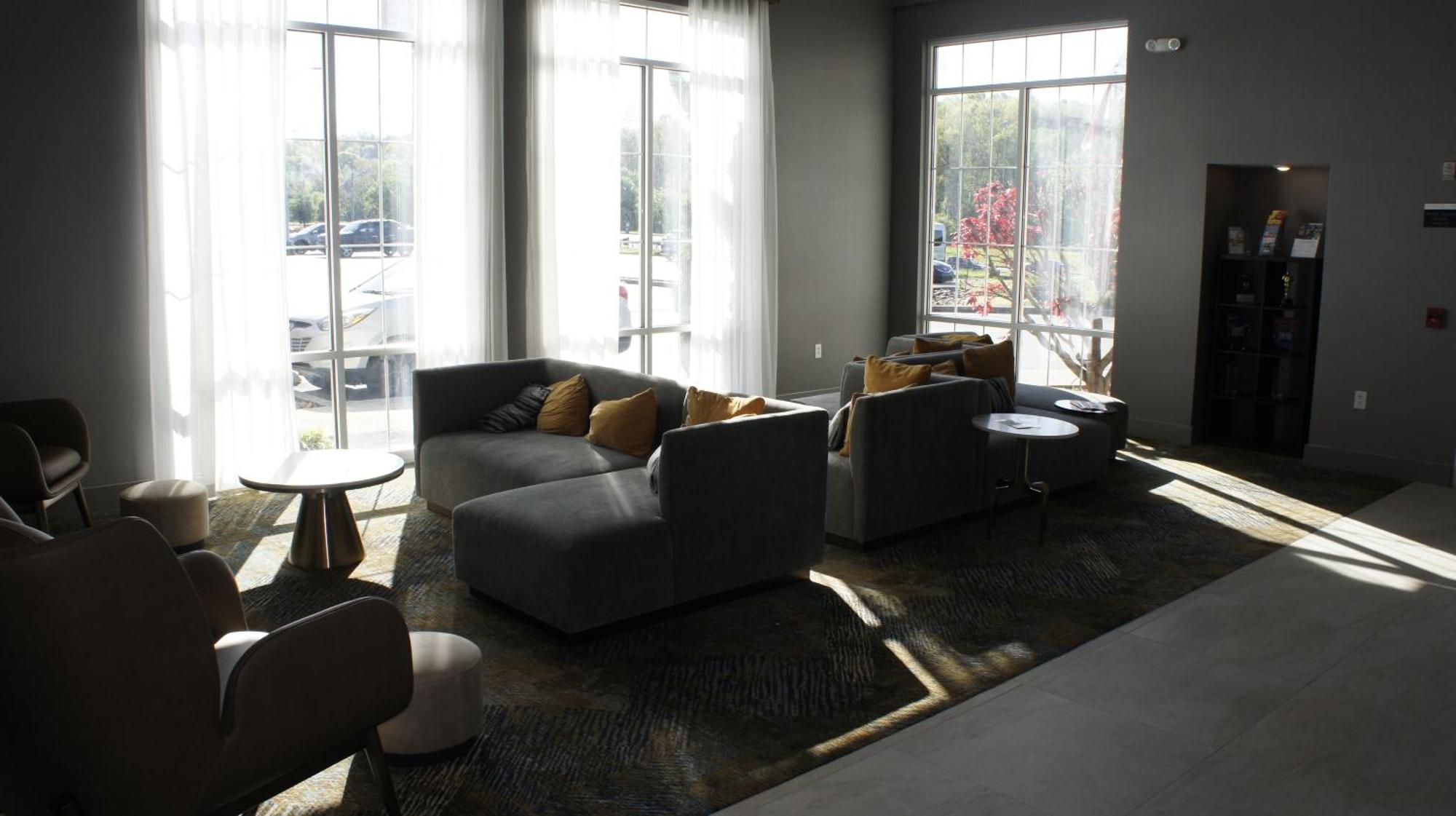 Hawthorn Extended Stay By Wyndham Knoxville Exterior photo